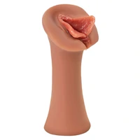 Masturbator Wet Luscious Lips