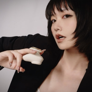 ZALO DEYA Vibrator Purtabil cu Telecomandă și Suctiune Ivory Alb