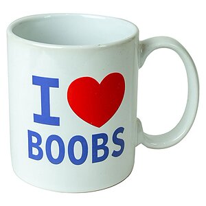 Cană I Love Boobs — Cadou Amuzant, Discret și Practic pe SexLab