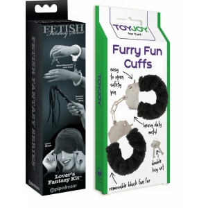 Set Limited Edition Lovers Fantasy Negru + Cătușe Furry Fun Cuffs Negru Set Limited Edition Lovers Fantasy Negru + Cătușe Furry Fun Cuffs Negru pe Sexlab.ro