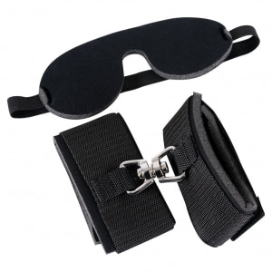 Set Blindfold Handcuffs Negru Set Blindfold Handcuffs Negru pe Sexlab.ro