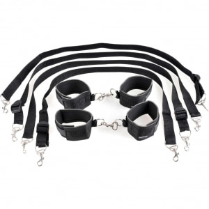Set Cuff And Tether Negru Set Cuff And Tether Negru pe Sexlab.ro