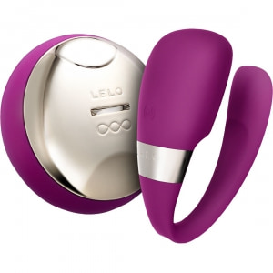 Vibrator Lelo Tiani 3 pentru Cupluri cu Telecomandă Mov Vibrator Lelo Tiani 3 pentru Cupluri cu Telecomandă Mov pe Sexlab.ro