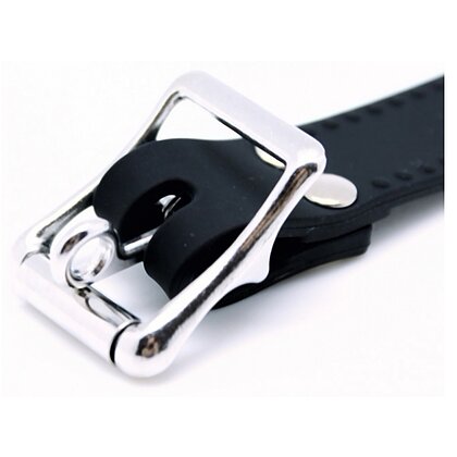 Căluș cu Penis Negru