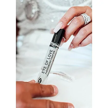 Eye Of Love Pheromone 10 ml Pentru Farmec Discret
