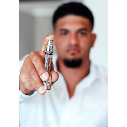 Eye Of Love Pheromone 10 ml Pentru Farmec Discret